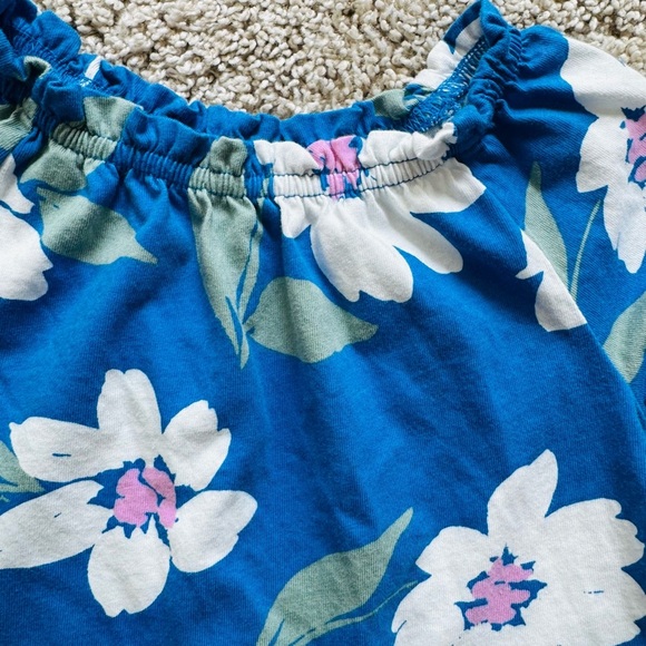 Carter's Toddler girl Floral Smocked Top Summer Peplum Floral Blouse Size 5T - Picture 9 of 9